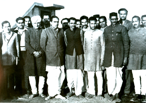 पंडित दीनदयाल  जी,  हमारे मार्गदर्शक