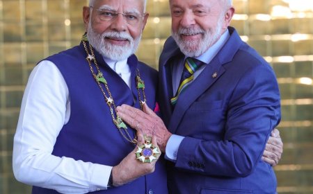 'द ग्रैंड कॉलर ऑफ़ द नेशनल ऑर्डर ऑफ़ द सदर्न क्रॉस' से ब्राज़ील के राष्ट्रपति लूला ने भारत के प्रधानमंत्री नरेंद्र मोदीजी को सम्मानित किया।