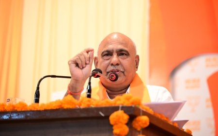 संवाद, समन्वय व संपर्क से पार्टी को और उंचाईयों पर ले जाएं - श्री हेमंत खण्डेलवाल