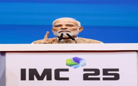 इंडिया मोबाइल कांग्रेस और दूरसंचार क्षेत्र में देश की सफलता, आत्मनिर्भर भारत के दृष्टिकोण की शक्ति को दर्शाती है: प्रधानमंत्री