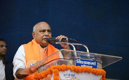 आत्मनिर्भर भारत बनाने जनता वही सामान खरीदे, जिसे बनाने में भारतीयों का पसीना बहा हो  - श्री हेमंत खण्डेलवाल