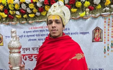 19 वर्ष के देवव्रत महेश रेखे जी ने जो उपलब्धि हासिल की है, वो जानकर मन प्रफुल्लित हो गया है। उनकी ये सफलता हमारी आने वाली पीढ़ियों की प्रेरणा बनने वाली है:- नरेन्द्र मोदी