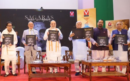 *वीर सावरकर जी द्वारा रचित ‘सागरा प्राण तळमळला’ मातृभूमि के प्रति असीम श्रद्धा और भक्ति की वह भावांजलि है, जिसका शब्दों में वर्णन करना असंभव है।*