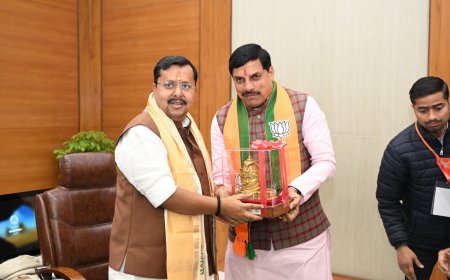 भारतीय जनता पार्टी के राष्ट्रीय अध्यक्ष श्री नितिन नवीन जी के पदभार ग्रहण करने पर मुख्यमंत्री डॉ. मोहन यादव दी।