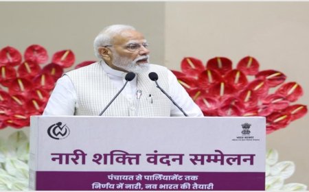 नई दिल्ली में नारी शक्ति वंदन सम्मेलन को प्रधानमंत्री ने सम्बोधित किया...