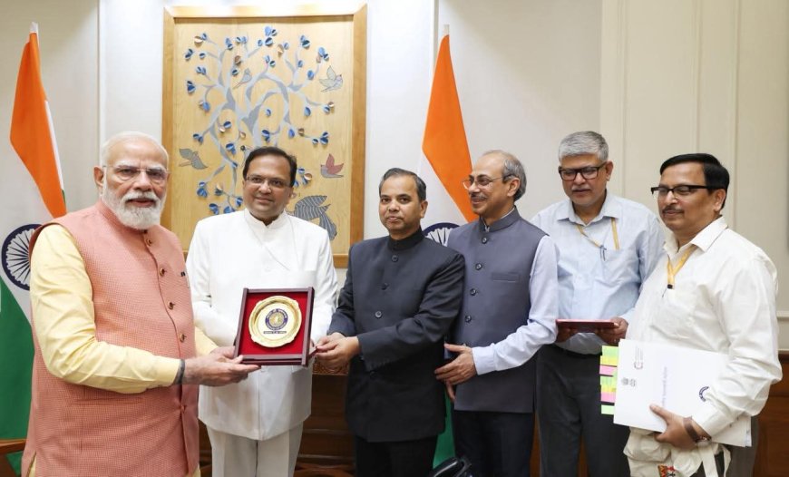 भारत मे पहली बार डिजिटल माध्यम से जनगणना की शुरुआत की नरेन्द्र मोदी जी ने