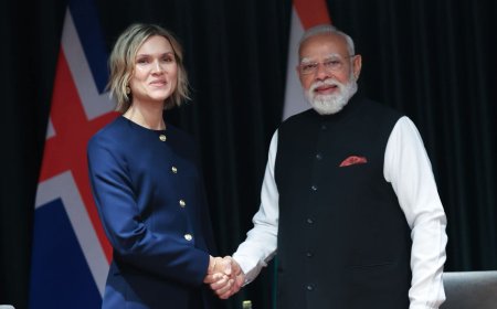 आइसलैंड की प्रधानमंत्री क्रिस्ट्रुन फ्रॉस्टडॉटिर के साथ नरेन्द्र मोदी जी की एक शानदार मुलाकात हुई।